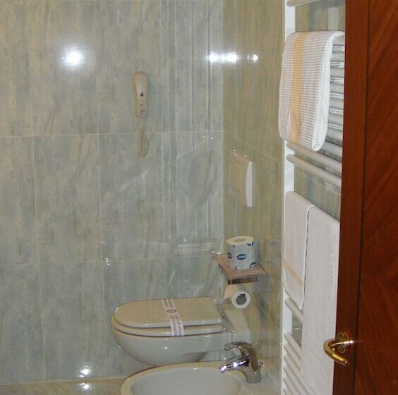 스탠다드 룸, Albergo Corona