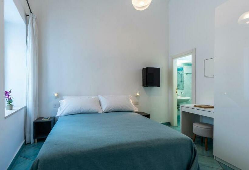 基本间, Albergo La Prora