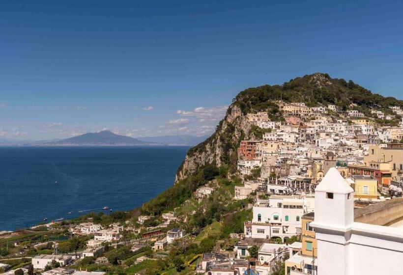 اتاق لوکس, Albergo La Prora