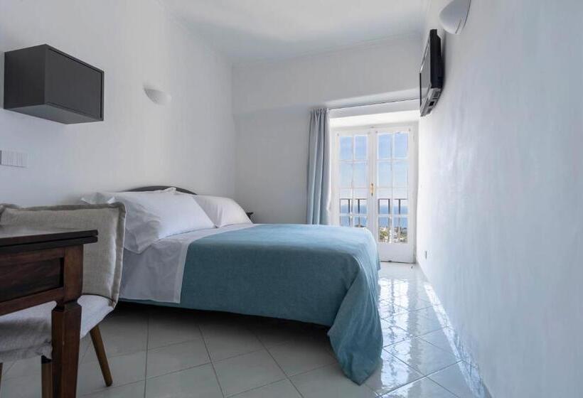 اتاق استاندارد با چشمانداز دریا, Albergo La Prora