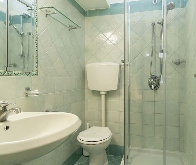 基本间, Albergo La Prora