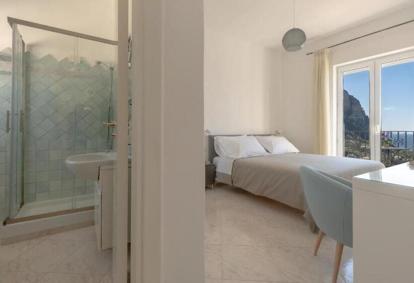 اتاق لوکس, Albergo La Prora