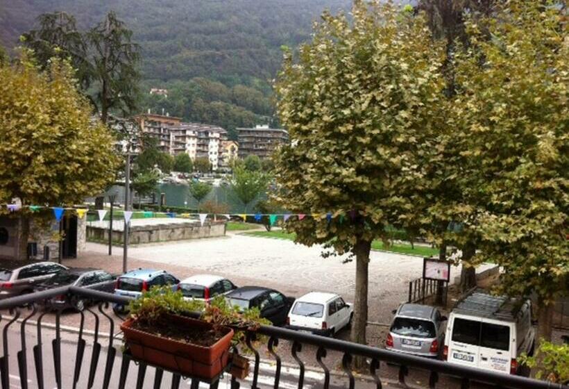 标准三人间, Albergo Ristorante Pomodoro