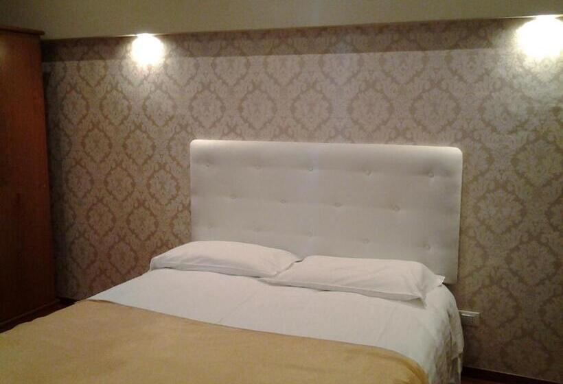 琮城市景观的豪华间, Antico Hotel Moderno