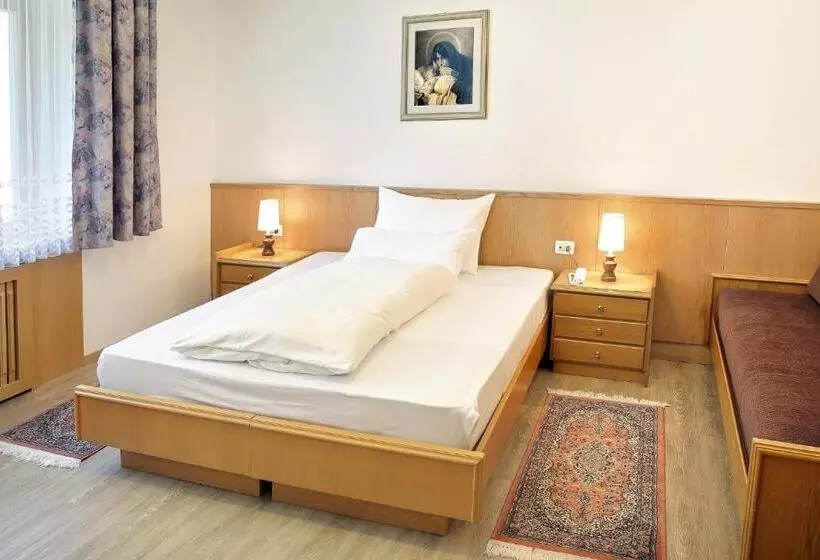 スタンダードシングルルーム, Astor Suites B&b