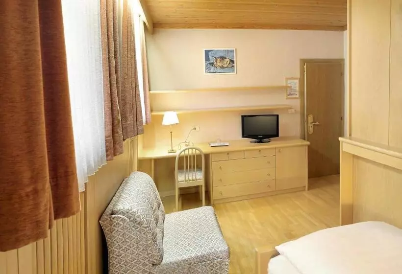 スタンダードシングルルーム, Astor Suites B&b