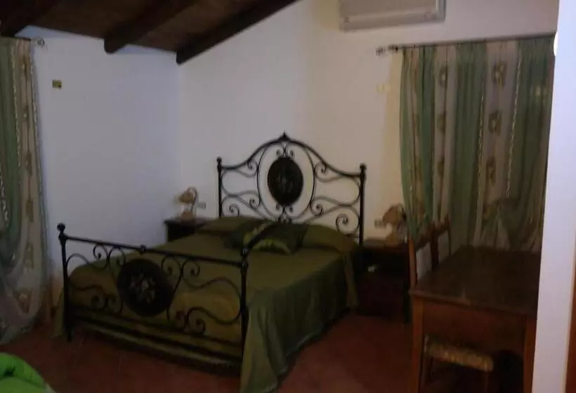 اتاق استاندارد چهار تخته, Bed & Breakfast Laino