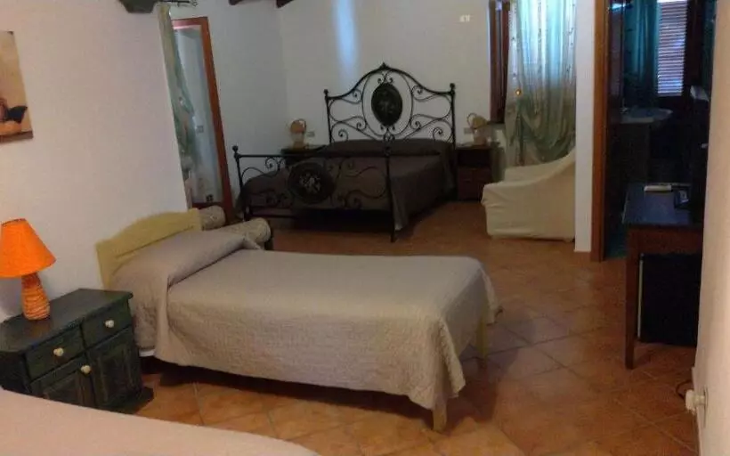 اتاق استاندارد چهار تخته, Bed & Breakfast Laino