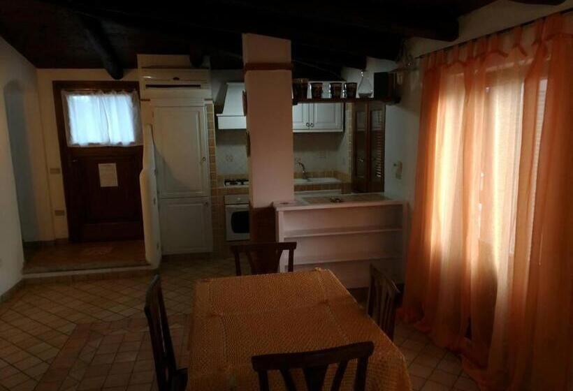 آپارتمان 1 خوابه با چشمانداز دریا, Bed & Breakfast Laino