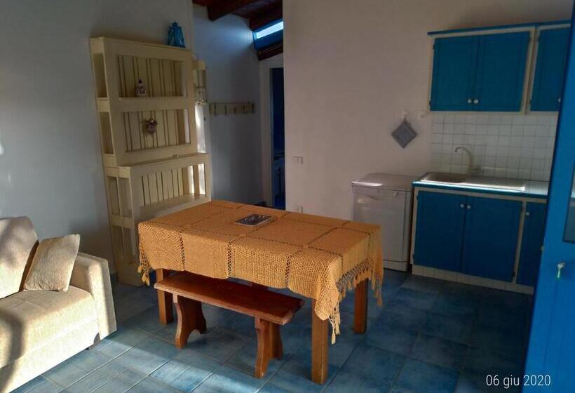 بانگلوی استاندارد, Bed & Breakfast Laino