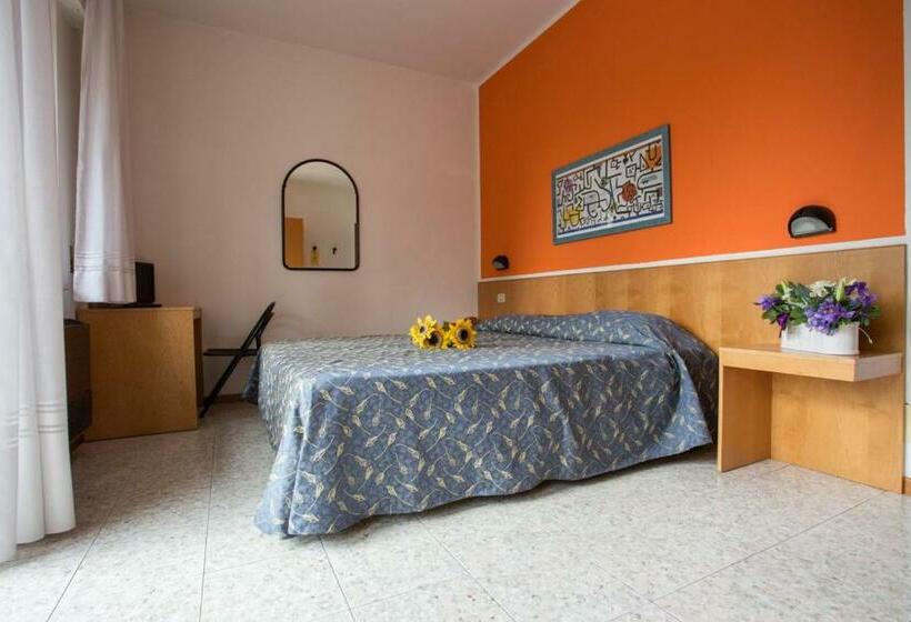 스탠다드 발코니 룸, Benacus