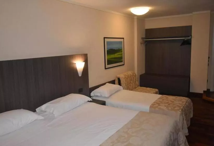 Classic Kolmen Hengen Huone, Boutique Antiche Mura