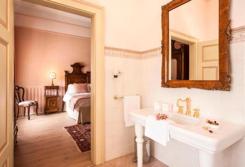 デラックスルーム, Castello Di Spessa   Residenze D Epoca