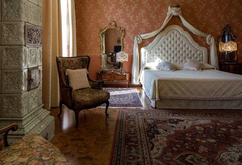 스위트, Castello Di Spessa Residenze D Epoca