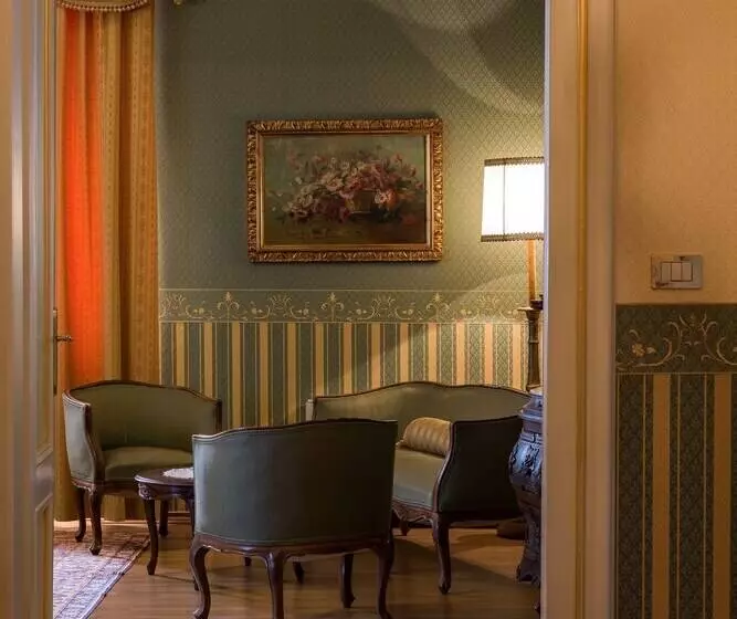 Suite, Castello Di Spessa   Residenze D Epoca