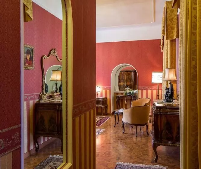 Suite Junior, Castello Di Spessa   Residenze D Epoca