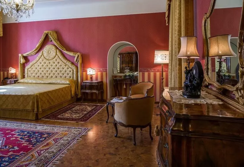 Suite Junior, Castello Di Spessa   Residenze D Epoca