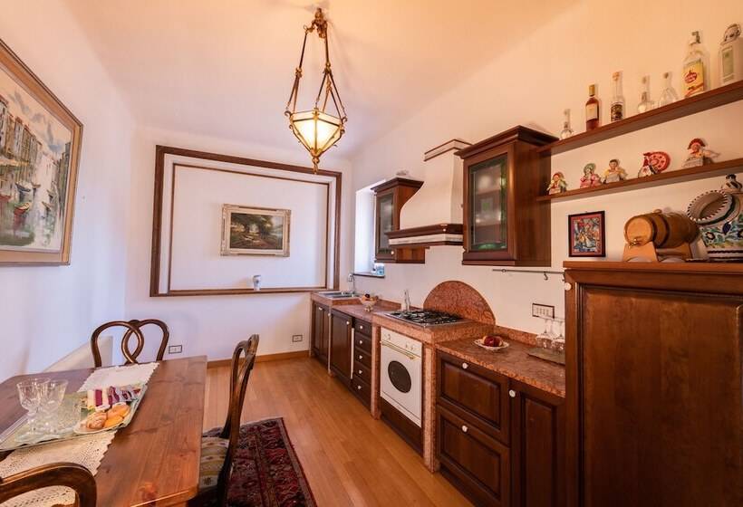 침실 2개 아파트, Castello Di Spessa Residenze D Epoca