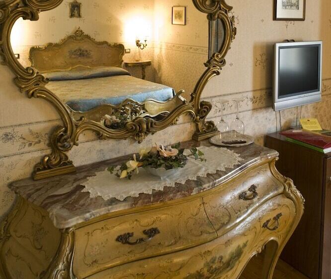 클래식 룸, Castello Di Spessa Residenze D Epoca