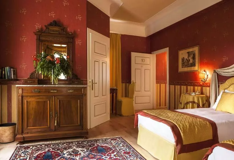 Camera Superiore, Castello Di Spessa   Residenze D Epoca