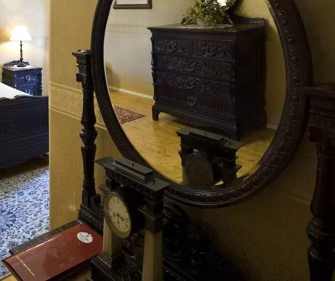 Camera Superiore, Castello Di Spessa   Residenze D Epoca
