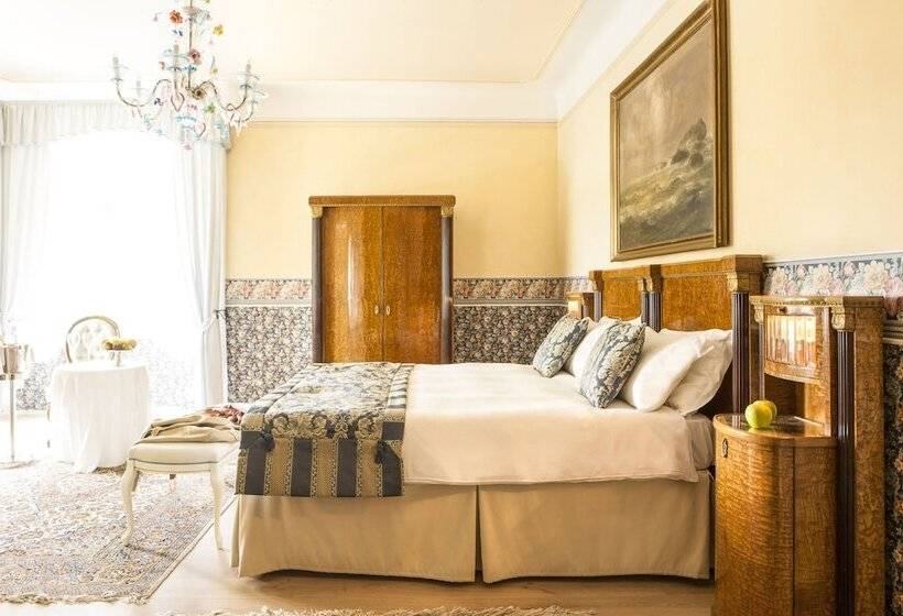 디럭스 룸, Castello Di Spessa Residenze D Epoca