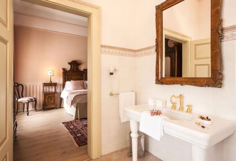 디럭스 룸, Castello Di Spessa Residenze D Epoca