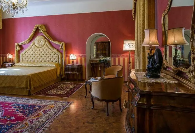 Suite Junior, Castello Di Spessa   Residenze D Epoca