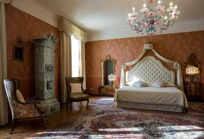 Suite, Castello Di Spessa   Residenze D Epoca