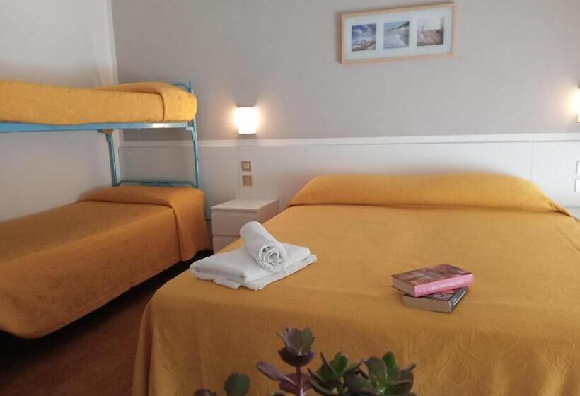 חדר קלאסי לארבעה, Haiti