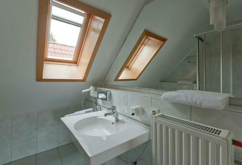 디럭스 룸, Landgasthof Tönnes