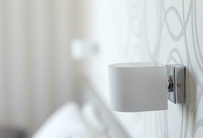 オーシャンビュースタンダードルーム, Little