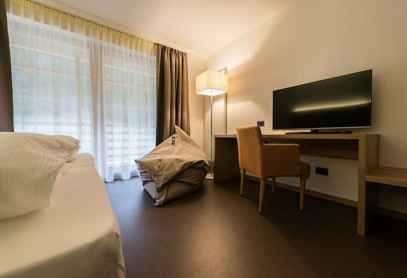 Номер Basic, Melodia Del Bosco