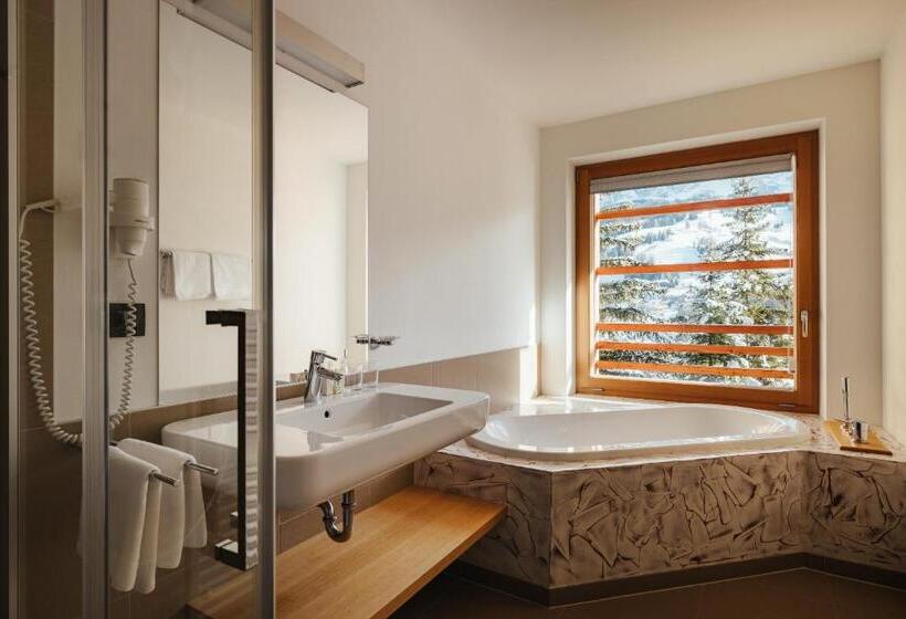 Полулюкс, Melodia Del Bosco