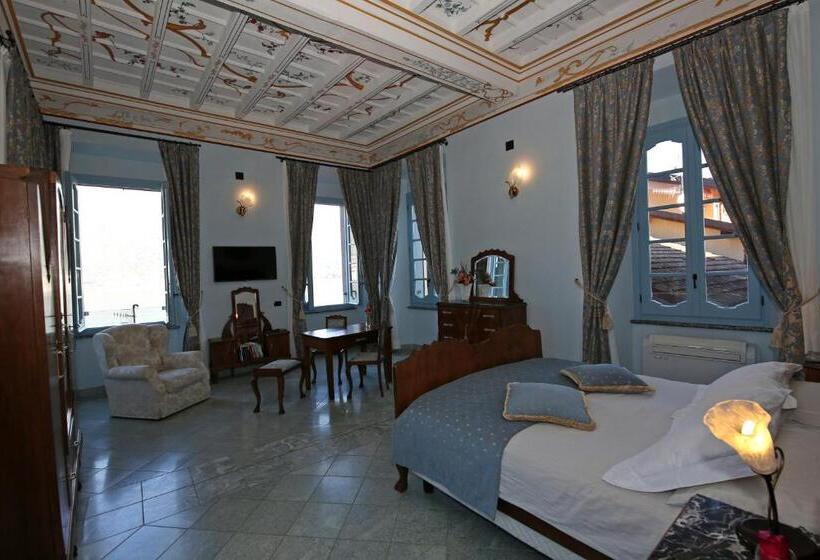 Полулюкс, Palazzo Del Vice Re