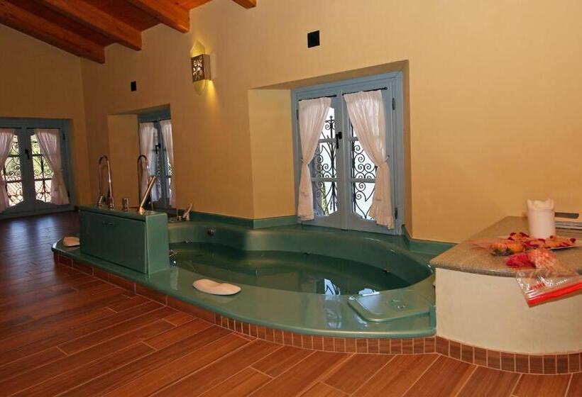 Апартаменты 3 Спальни, Palazzo Del Vice Re