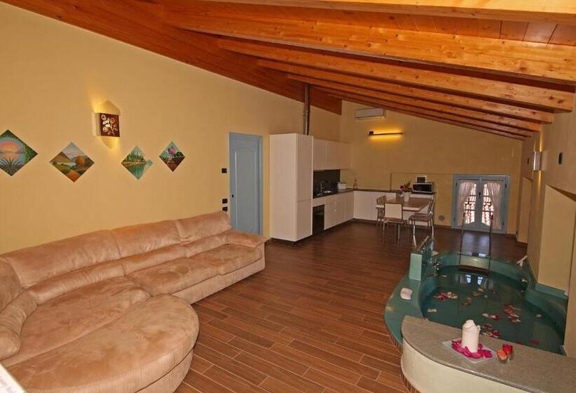 Апартаменты 3 Спальни, Palazzo Del Vice Re