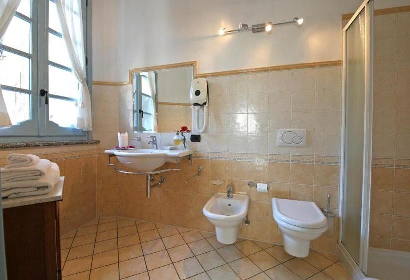 Номер Стандарт, Palazzo Del Vice Re