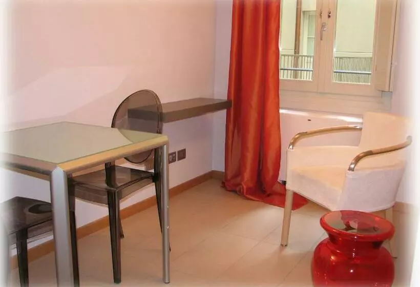 آپارتمان 1 خوابه اینتریور, Parizzi Suites & Restaurant