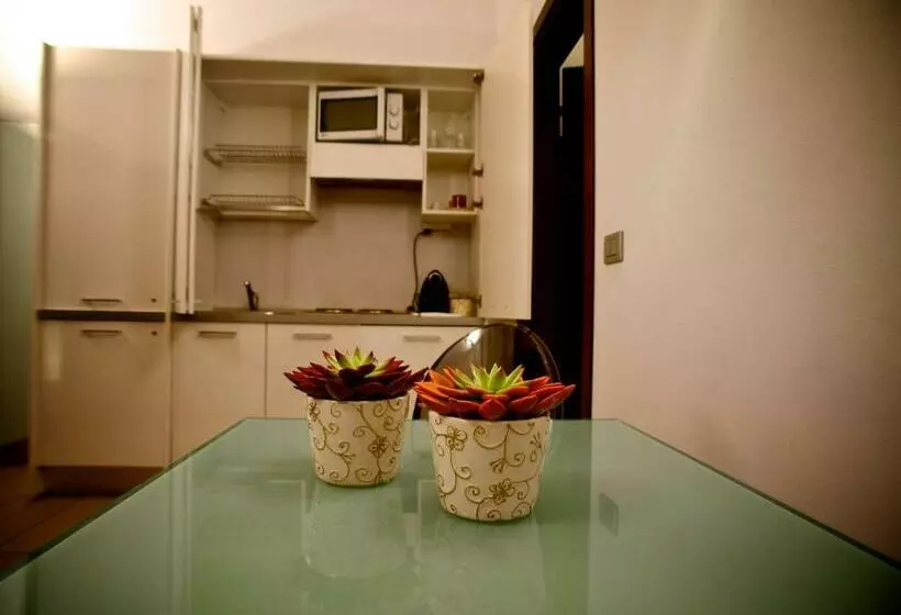 آپارتمان 1 خوابه اینتریور, Parizzi Suites & Restaurant