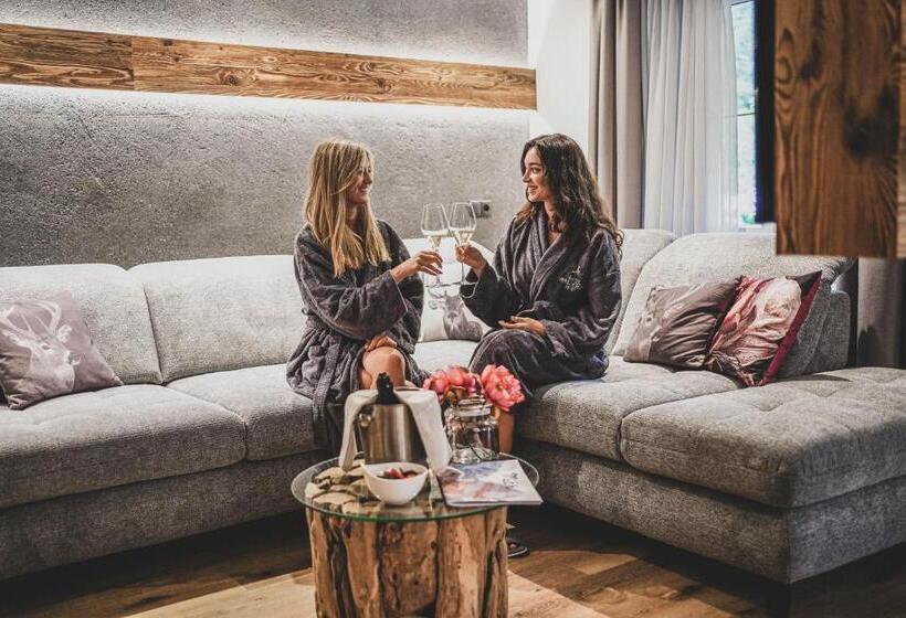 デラックススイート, Montresor Hotel Pfeldererhof