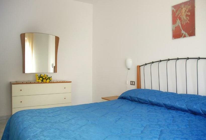 דירת חדר בקומת קרקע, Residence Belvedere