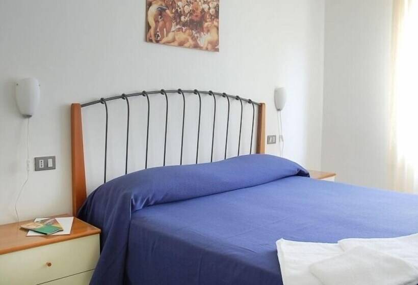 דירת חדר, Residence Belvedere