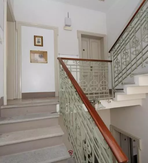 １ベッドルームペントハウスアパート, Residence Ortensia