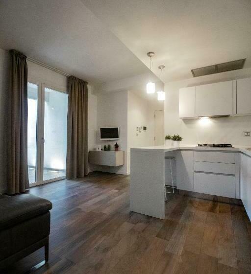 آپارتمان سوپریور 1 خوابه, Santo Stefano Luxury B&b