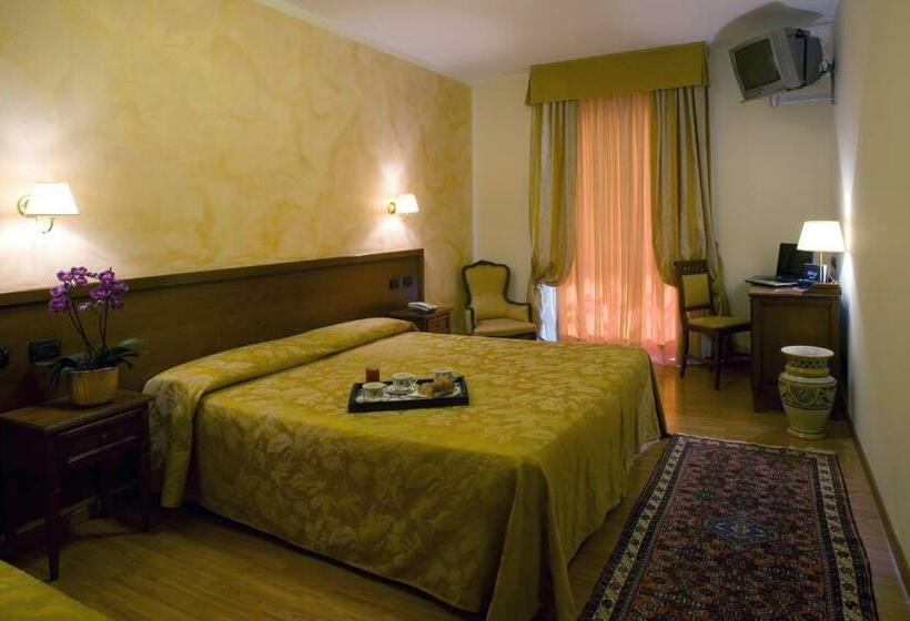 Quarto Triplo Estandar, Scaligero