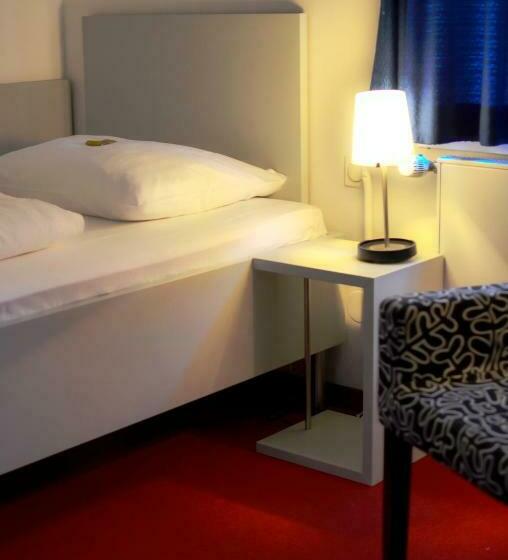 اتاق استاندارد یک نفره, Hotel & Tagungszentrum Hessenkopf