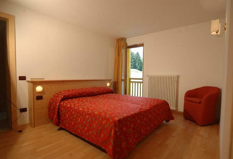 דירת חדר, Tana Della Volpe