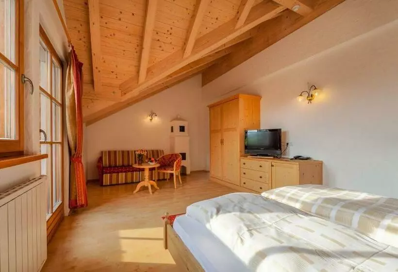 اتاق استاندارد با بالکن, Tolderhof