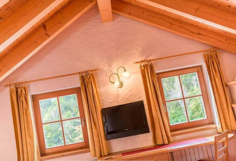 Семейный Номер, Tolderhof
